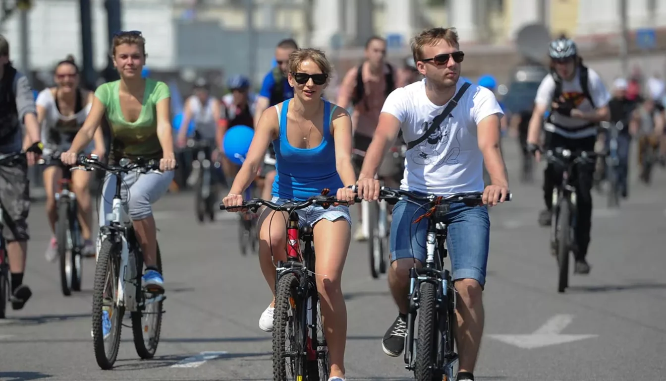 На велосипеде